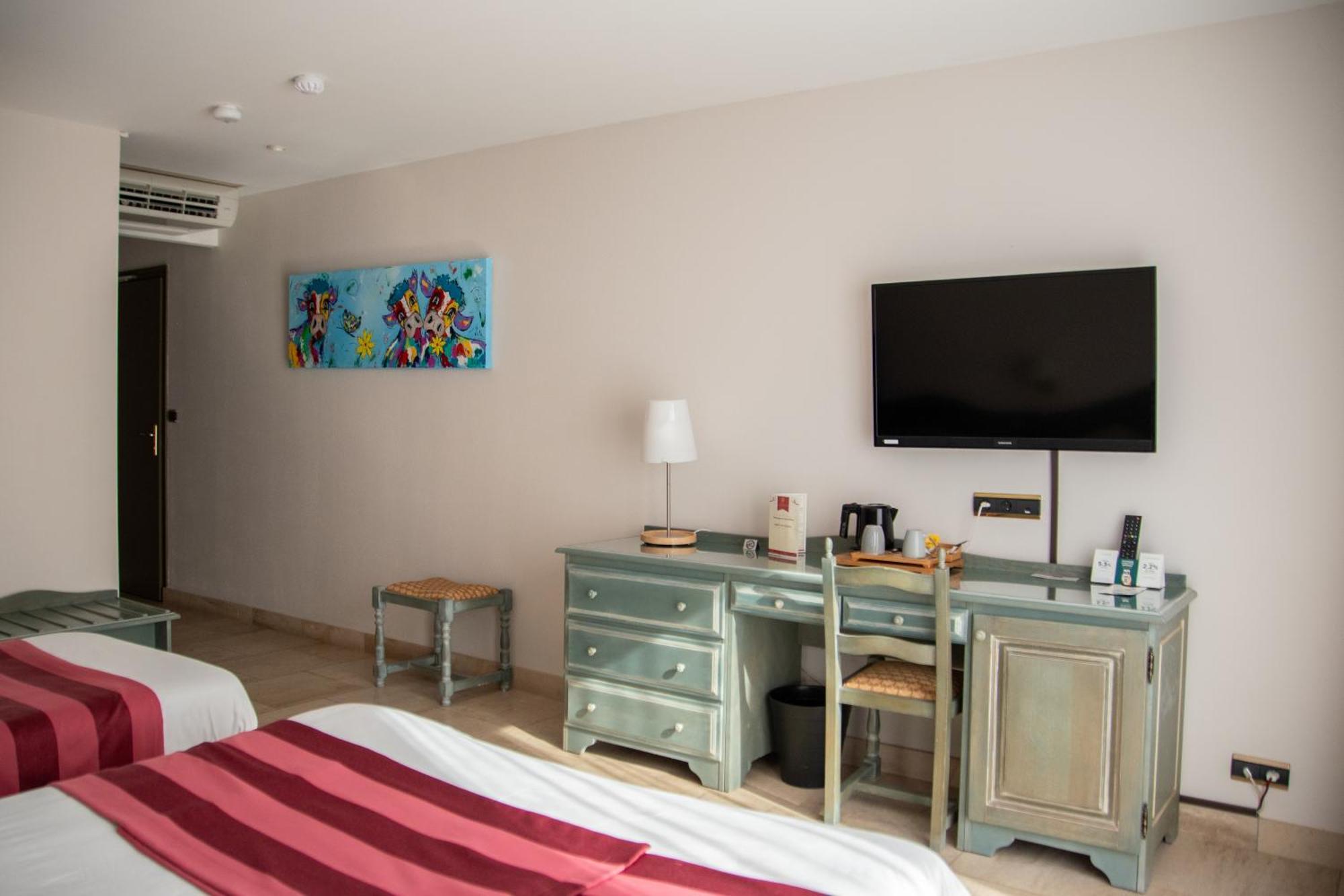 Logis Le Saint Nicolas บา-ซู-โรบ ภายนอก รูปภาพ