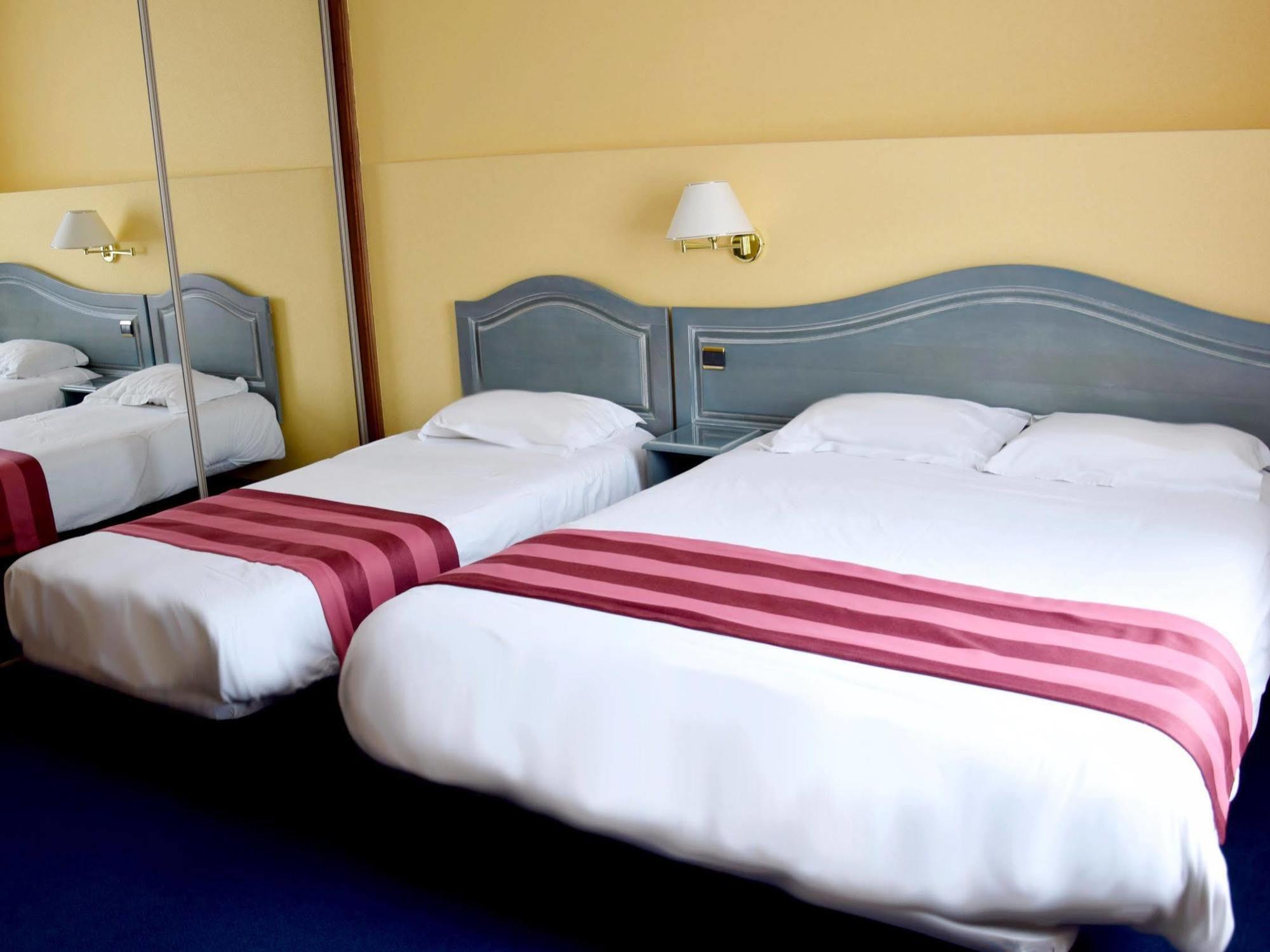 Logis Le Saint Nicolas บา-ซู-โรบ ภายนอก รูปภาพ